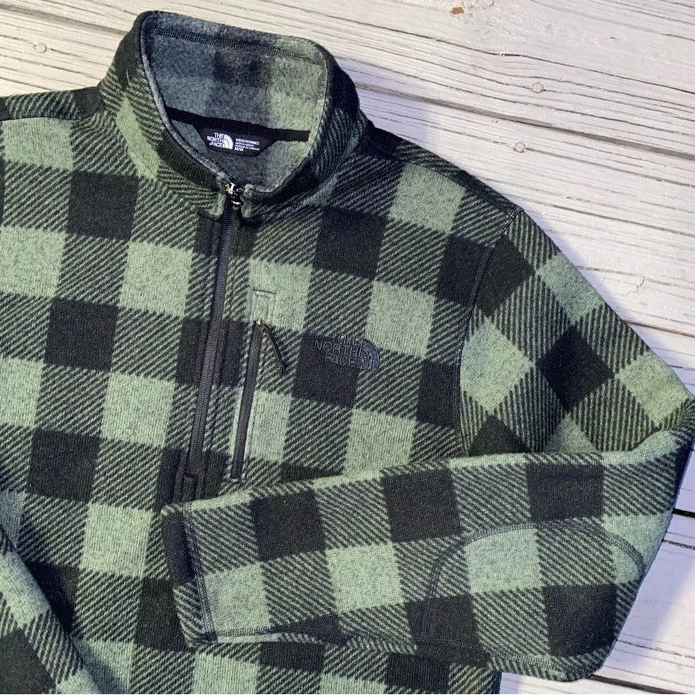 The North Face Jacket Sweater Men Medium Green Plaid Gordon Lyons 1/4 Zip Fleece